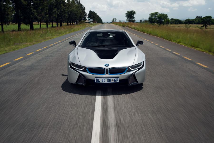  BMW i8 2015 года  (ZA) (фото 13 из 30)